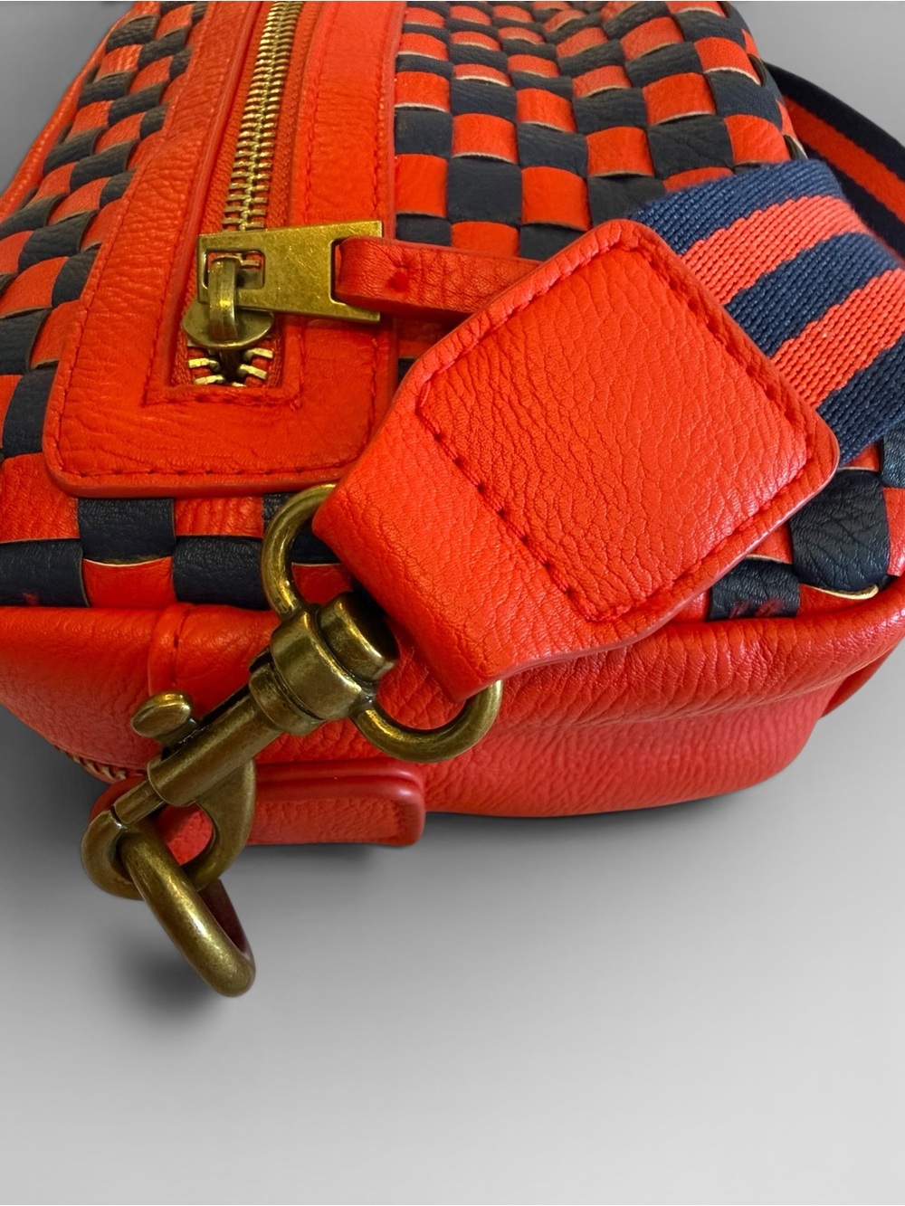 5 for $25!! Universal Thread Red/Navy Checkered Woven Crossbody Camera Bag - Picture 11 of 13